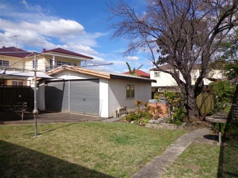 25 Rosina Street, Fairfield West NSW 2165