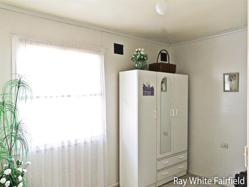 Fairfield West NSW 2165