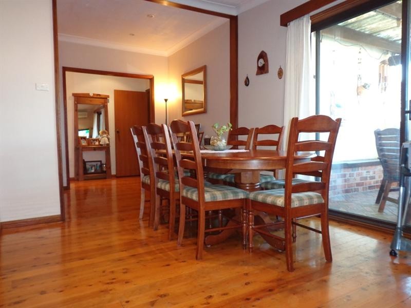 21 Hampton Street, Fairfield NSW 2165