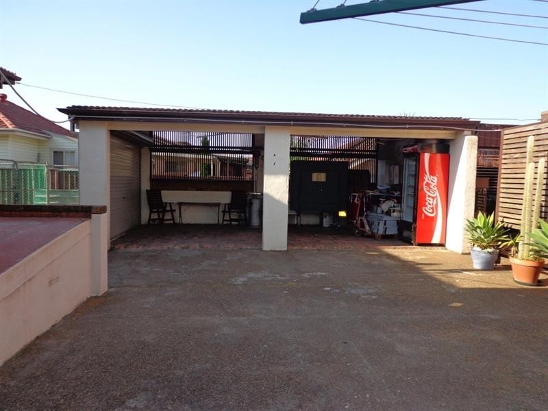 21 Hampton Street, Fairfield NSW 2165