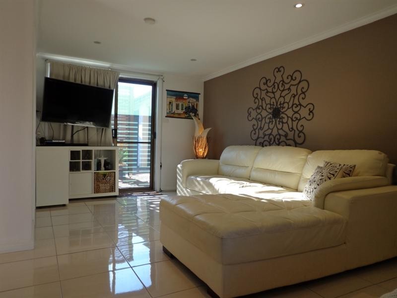 21 Hampton Street, Fairfield NSW 2165