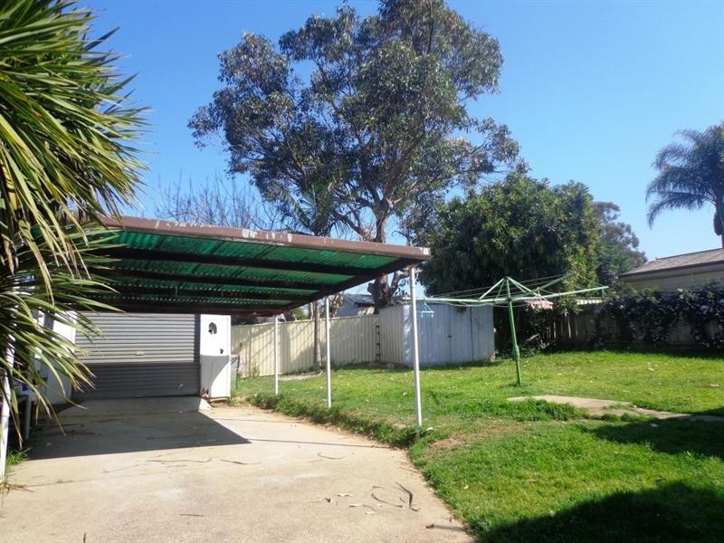 19 Hutchens Avenue, Mount Pritchard NSW 2170