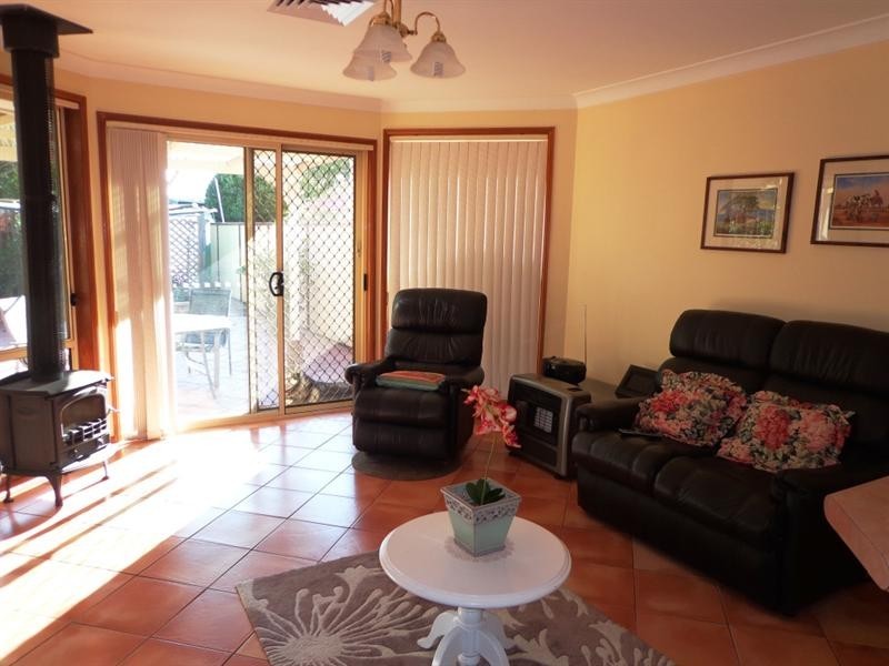 6B Kenneth Avenue, Panania NSW 2213