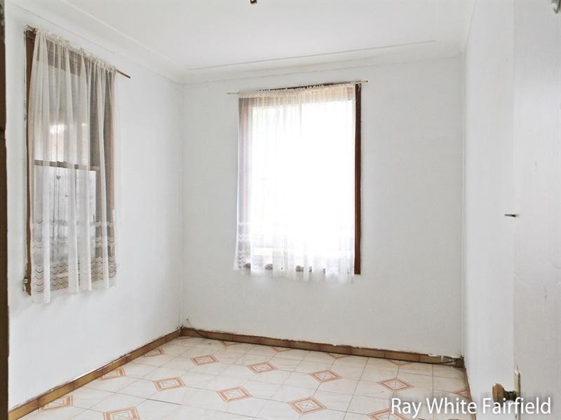 123 Ezzy Lane, Chester Hill NSW 2162