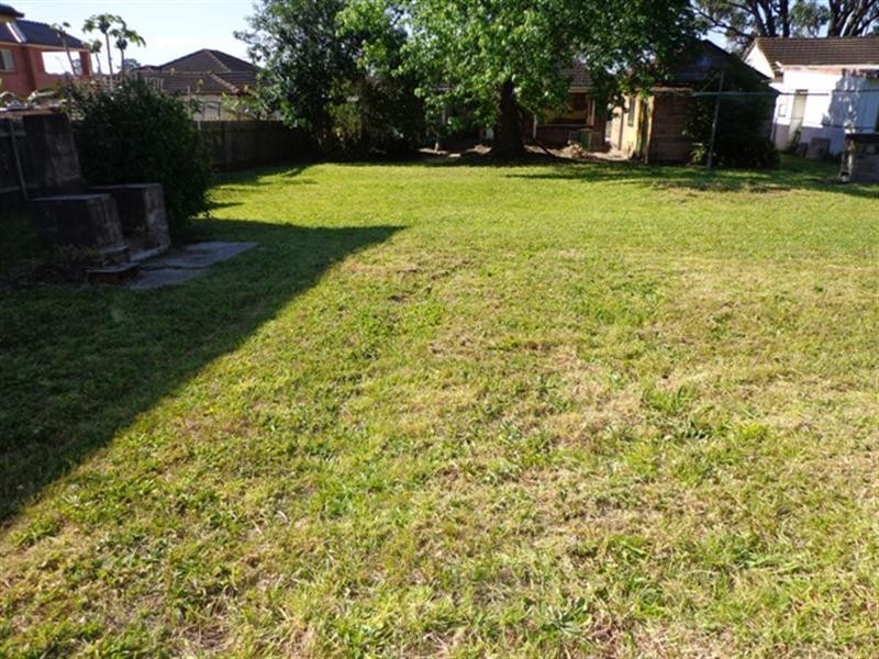 19 Richardson Street, Fairfield NSW 2165