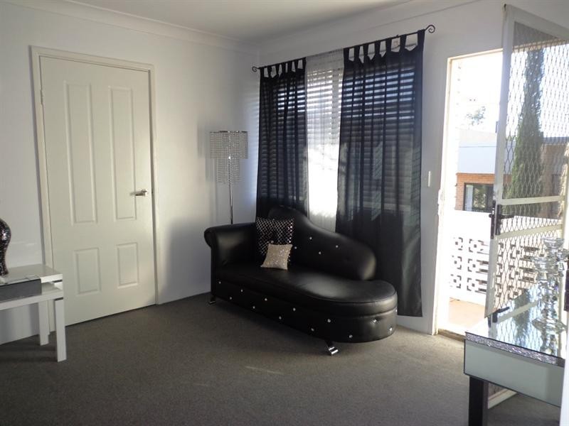 27/412 The Horsley Drive, Fairfield NSW 2165