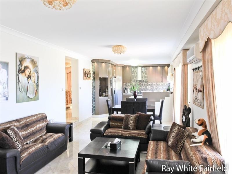 9 Wagstaff Street, Edensor Park NSW 2176