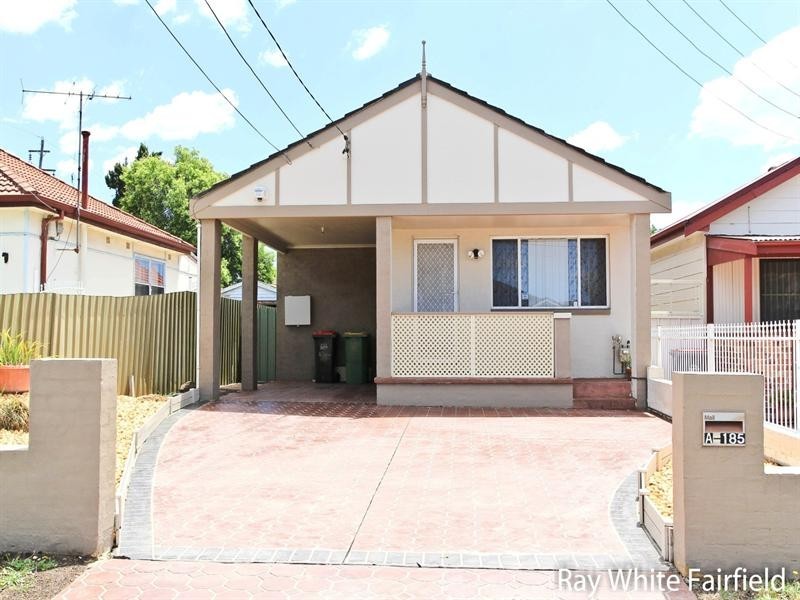 Canley Heights NSW 2166