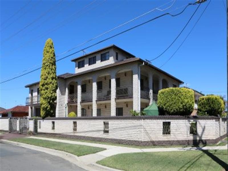 81A Neville Street, Smithfield NSW 2164