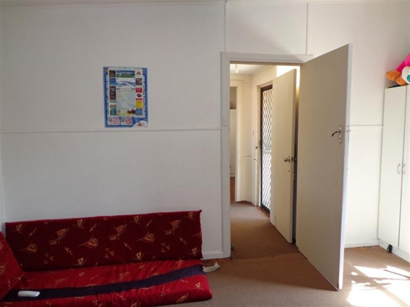 37 James Street, Fairfield East NSW 2165