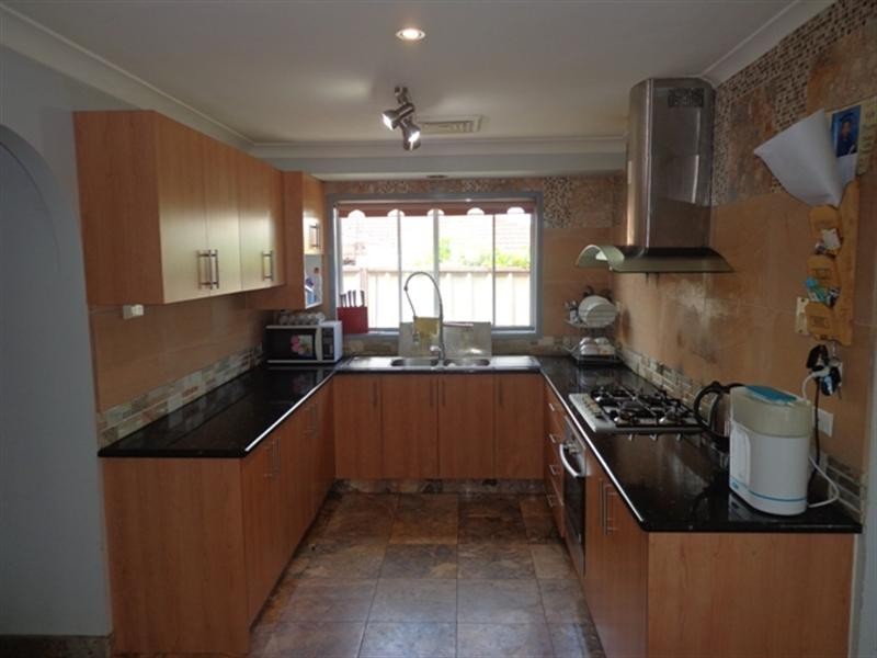 66 Falcon Circuit, Green Valley NSW 2168