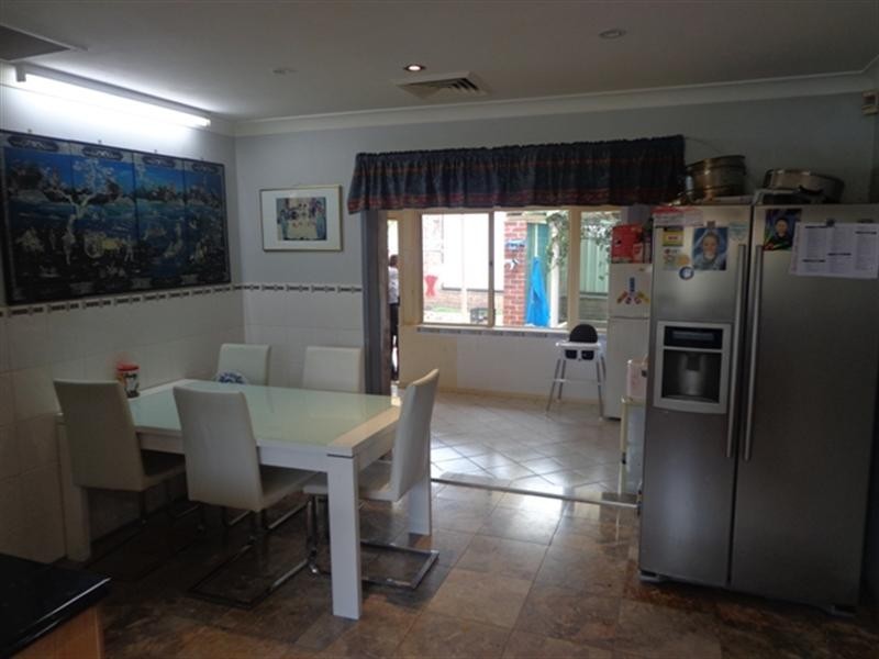 66 Falcon Circuit, Green Valley NSW 2168