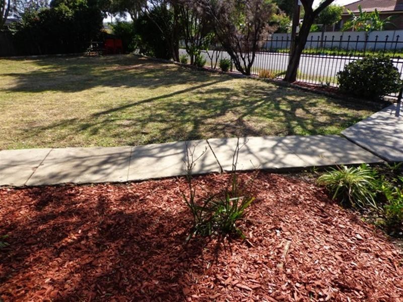 39 Sackville Street, Fairfield NSW 2165