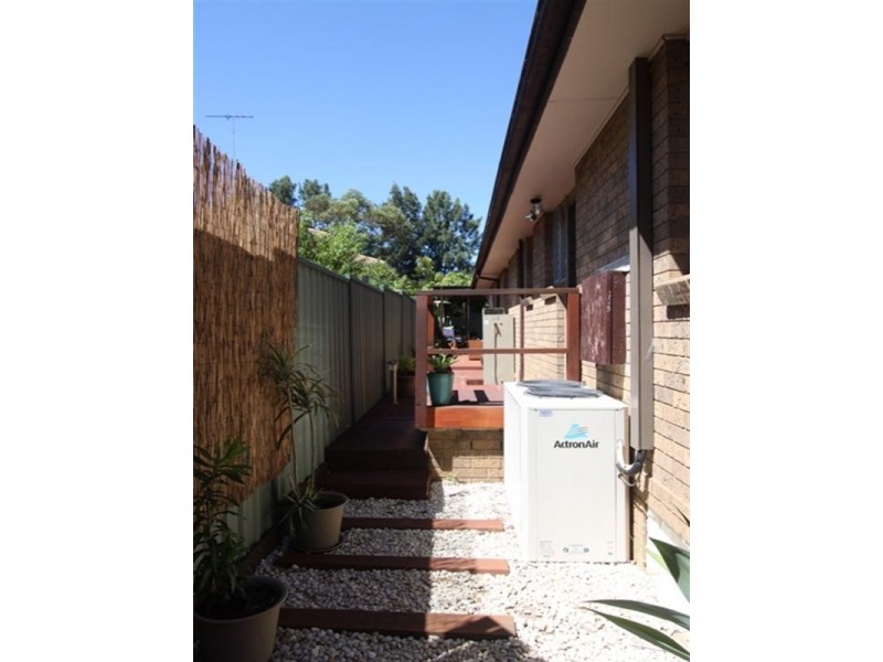 8 Gray Place, Wetherill Park NSW 2164