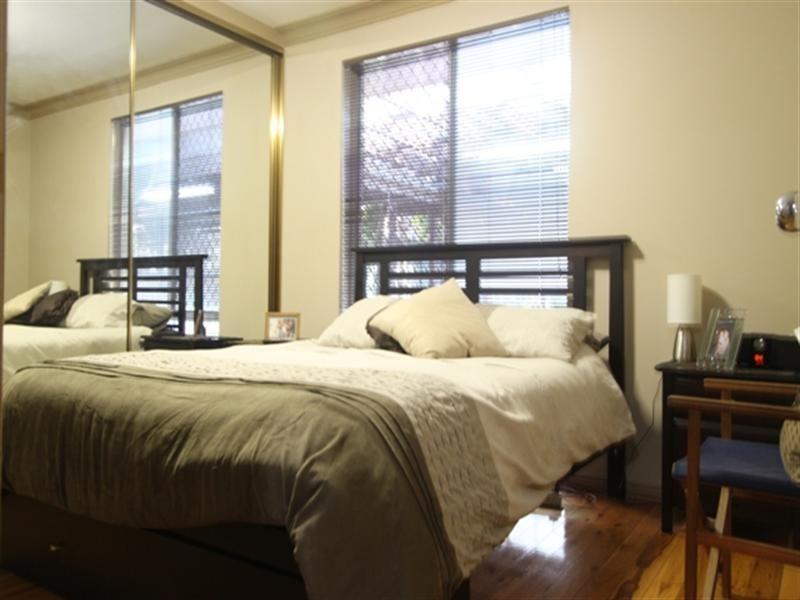 8 Gray Place, Wetherill Park NSW 2164