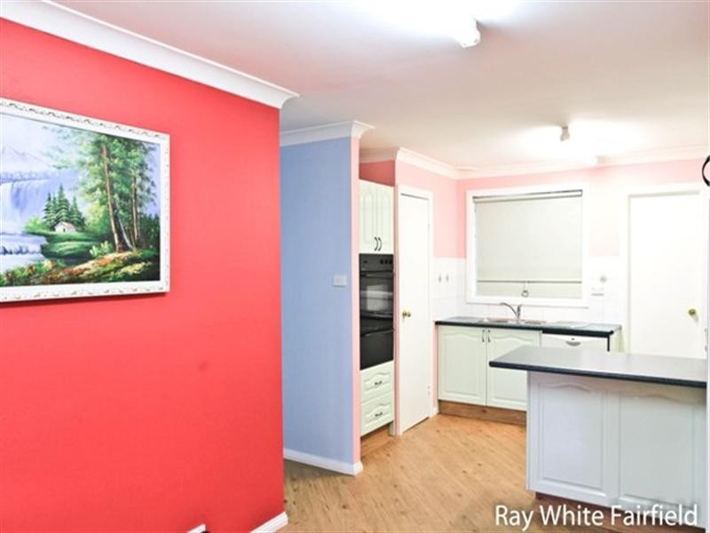 2 Darwin Close, Wakeley NSW 2176