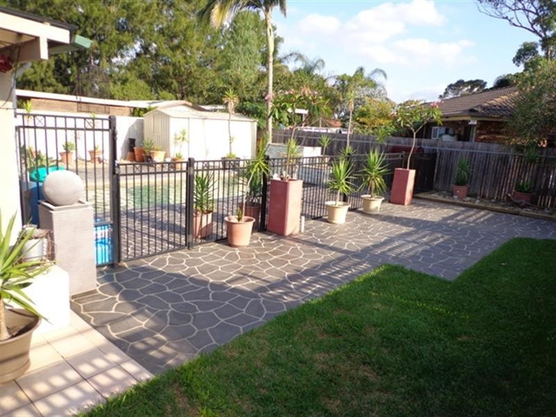 35 Mulligan Street, Bossley Park NSW 2176