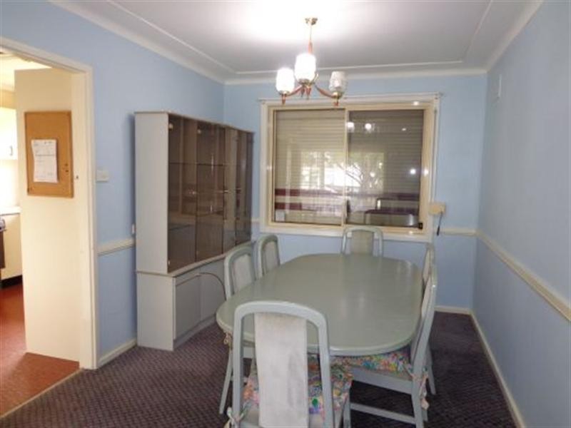 17 Lenton Avenue, Fairfield West NSW 2165