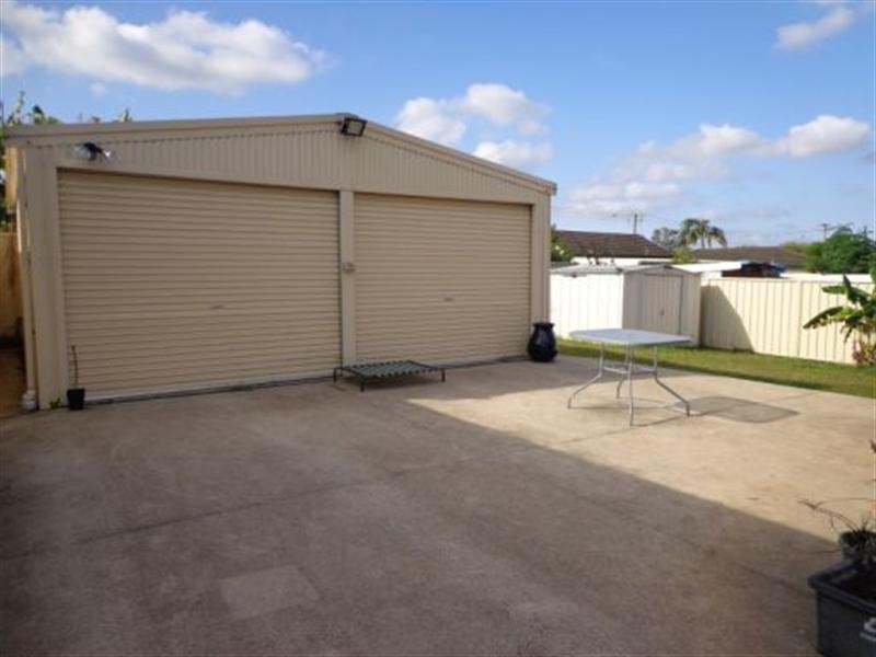 19 Dampier Crescent, Fairfield West NSW 2165