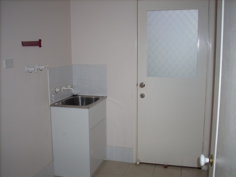 Fairfield East NSW 2165