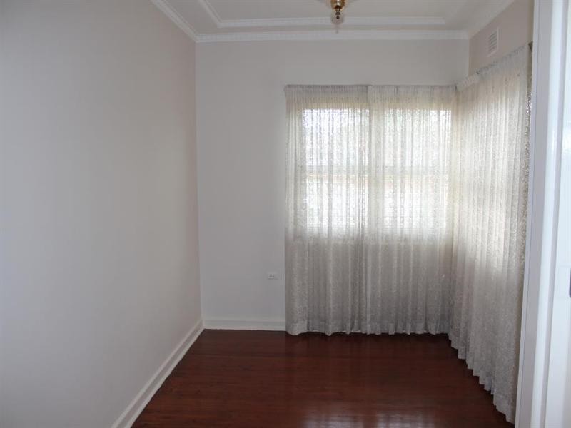 Fairfield East NSW 2165