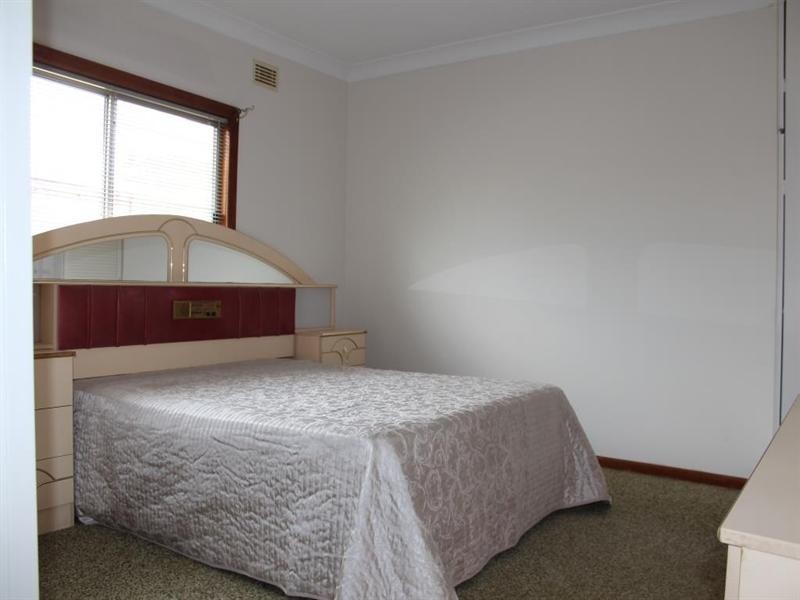 Fairfield East NSW 2165