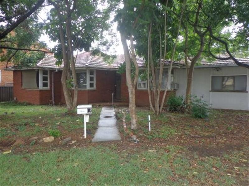 2B Hiland Crescent, Smithfield NSW 2164