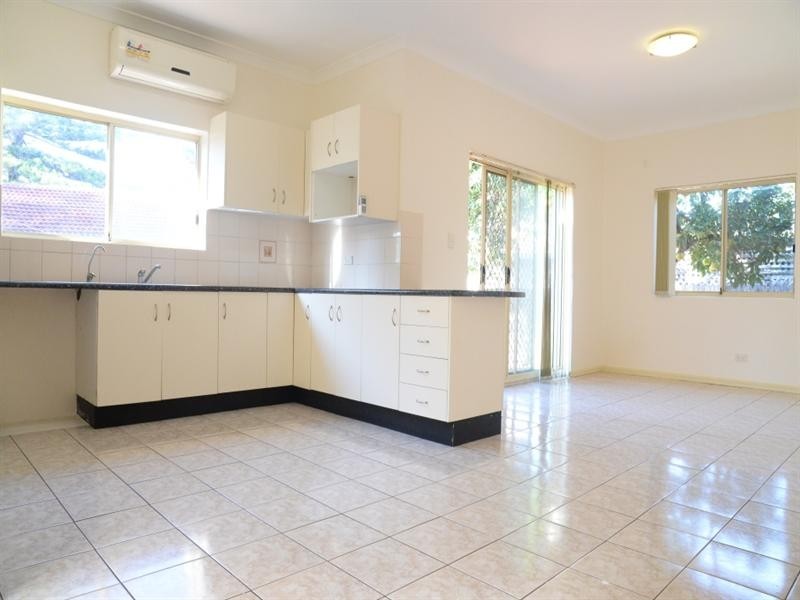 23 Solo Crescent, Fairfield NSW 2165