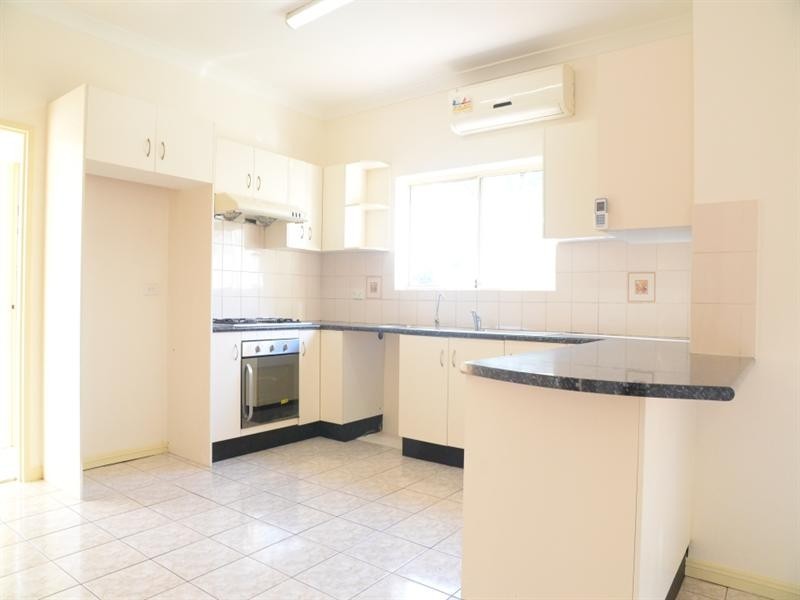 23 Solo Crescent, Fairfield NSW 2165