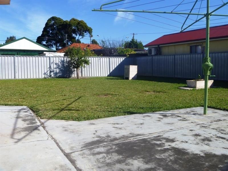 7 Hedges Street, Fairfield NSW 2165