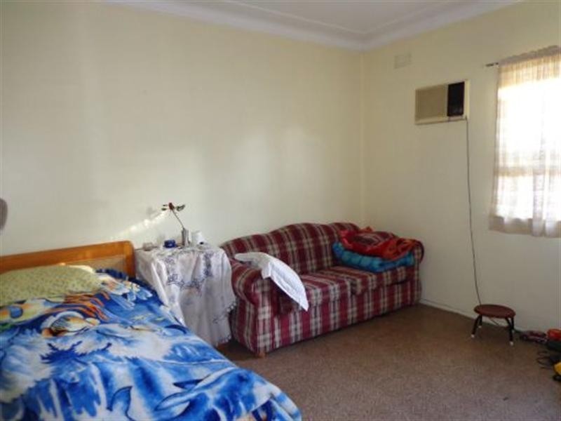 65 Polding Street, Fairfield NSW 2165