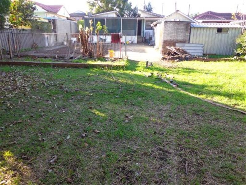 65 Polding Street, Fairfield NSW 2165