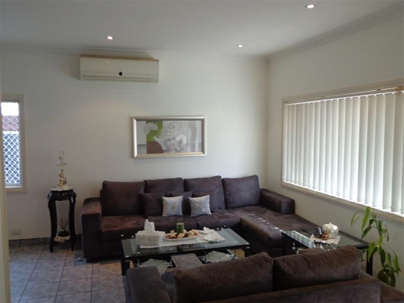 13 Canara Place, Smithfield NSW 2164