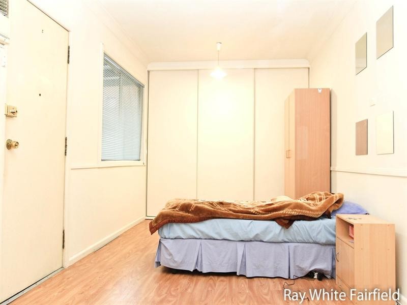 39 Neerini Avenue, Smithfield NSW 2164