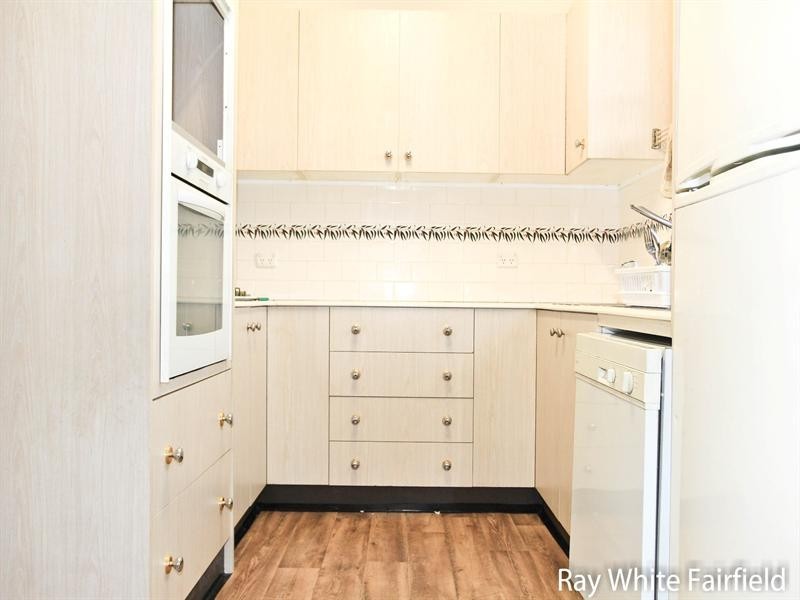 39 Neerini Avenue, Smithfield NSW 2164