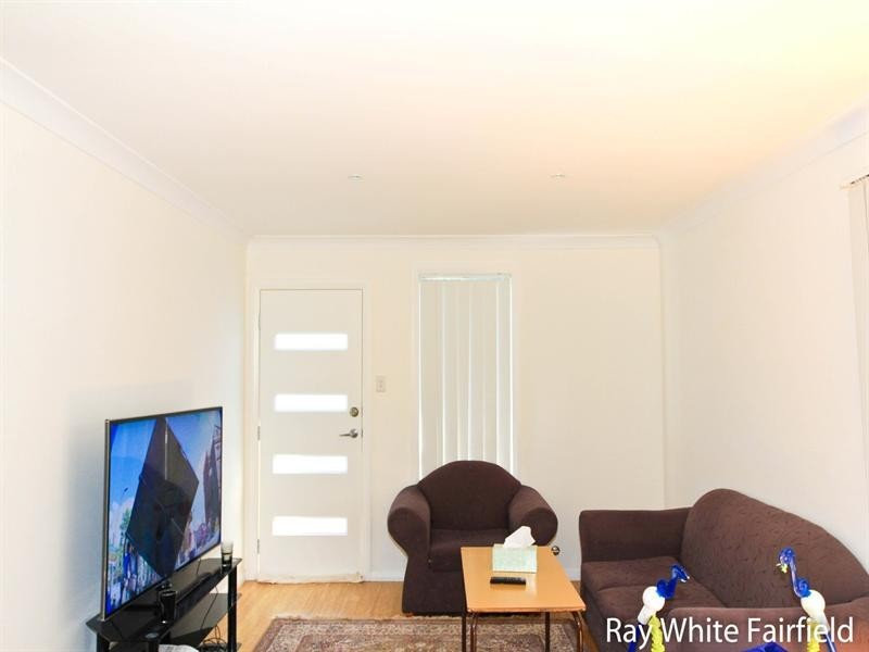 39 Neerini Avenue, Smithfield NSW 2164