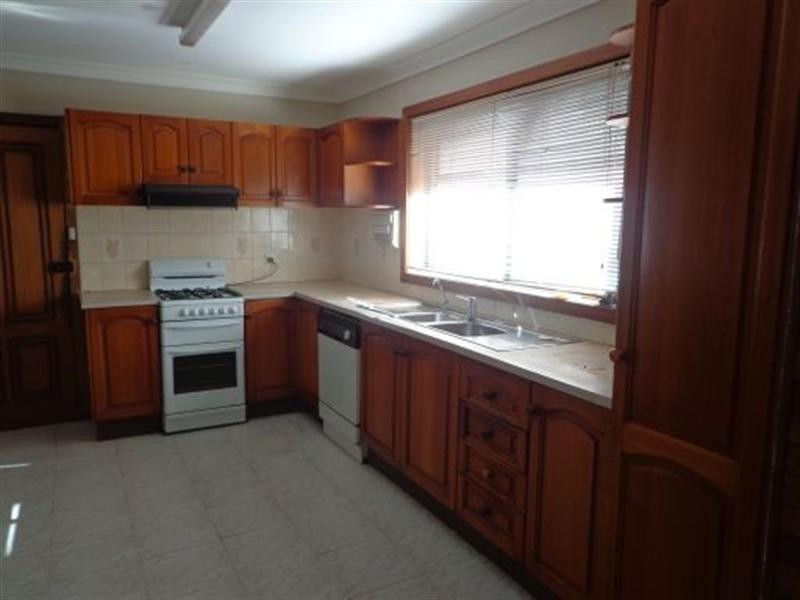 101 Maud Street, Fairfield West NSW 2165