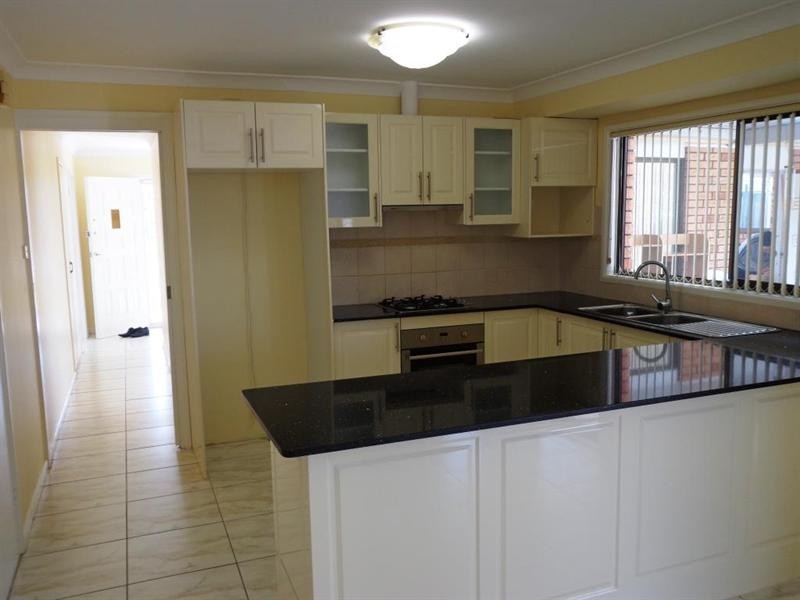 Greenfield Park NSW 2176