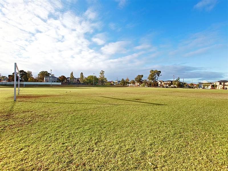 33 Reserve Street, Smithfield NSW 2164