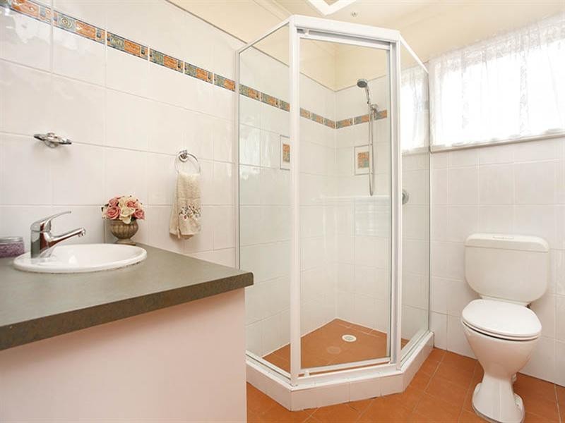 Fairfield West NSW 2165