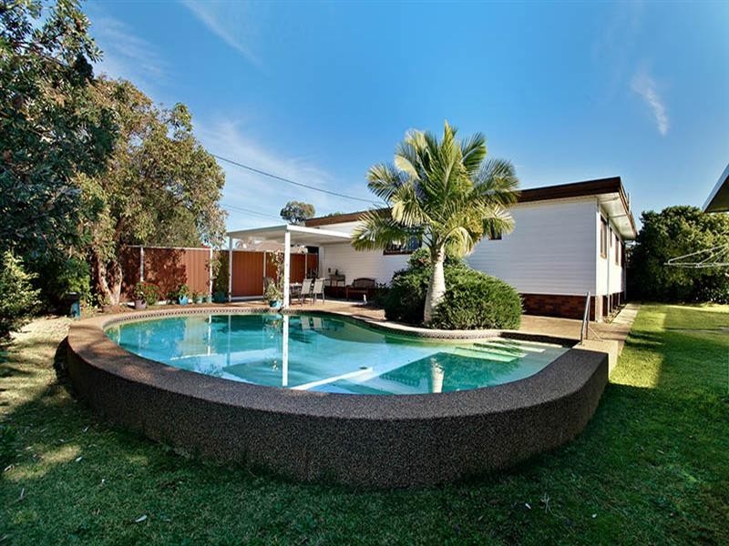 Fairfield West NSW 2165