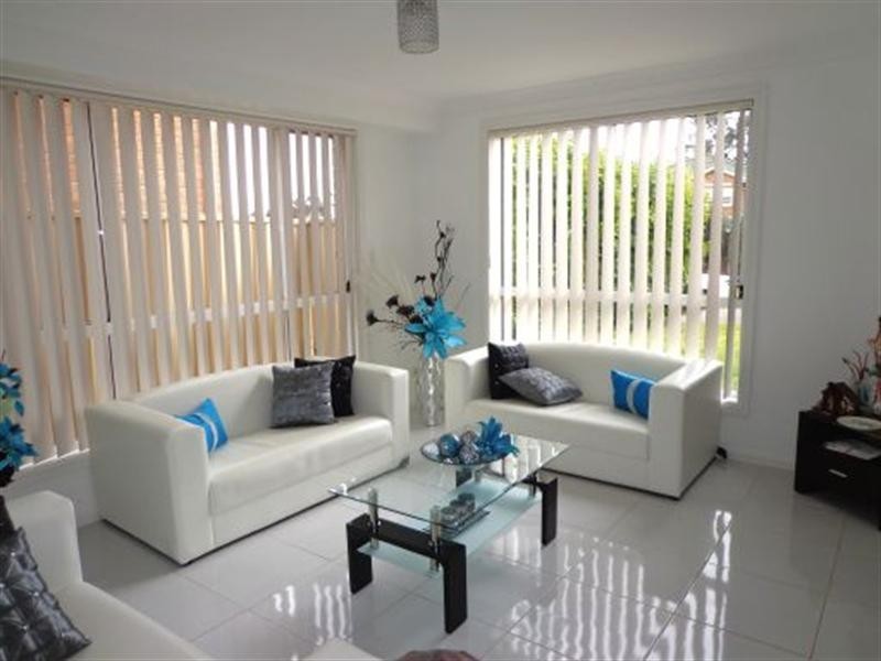 7 Forcett Close, West Hoxton NSW 2171