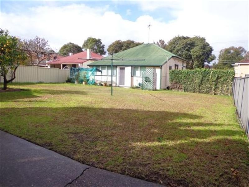 55 Sackville Street, Fairfield NSW 2165