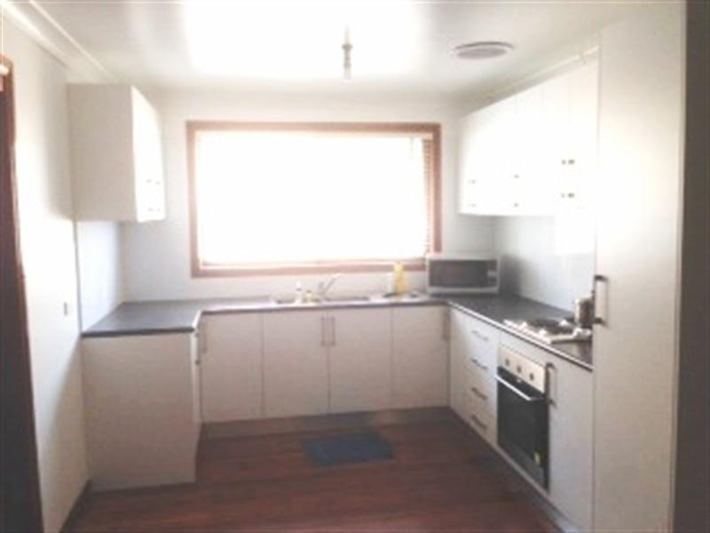 Edensor Park NSW 2176