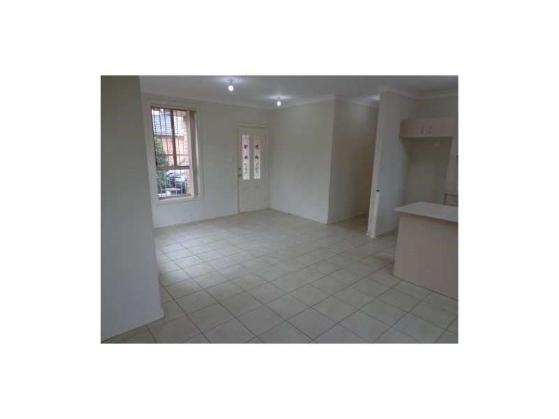 8/109 Camden Street, Fairfield Heights NSW 2165