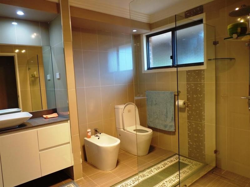 Greenfield Park NSW 2176