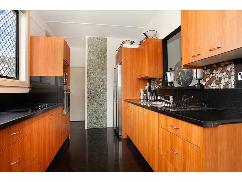 212 River Avenue, Carramar NSW 2163