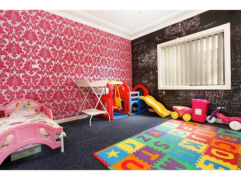 212 River Avenue, Carramar NSW 2163