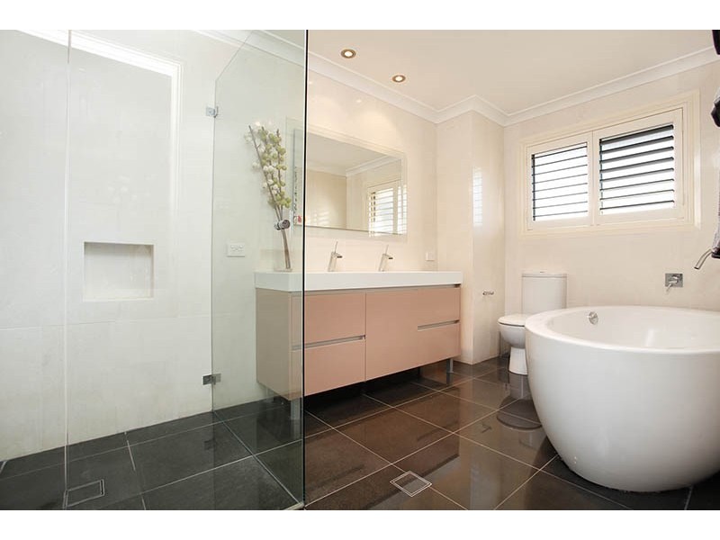 141 Edinburgh Circuit, Cecil Hills NSW 2171