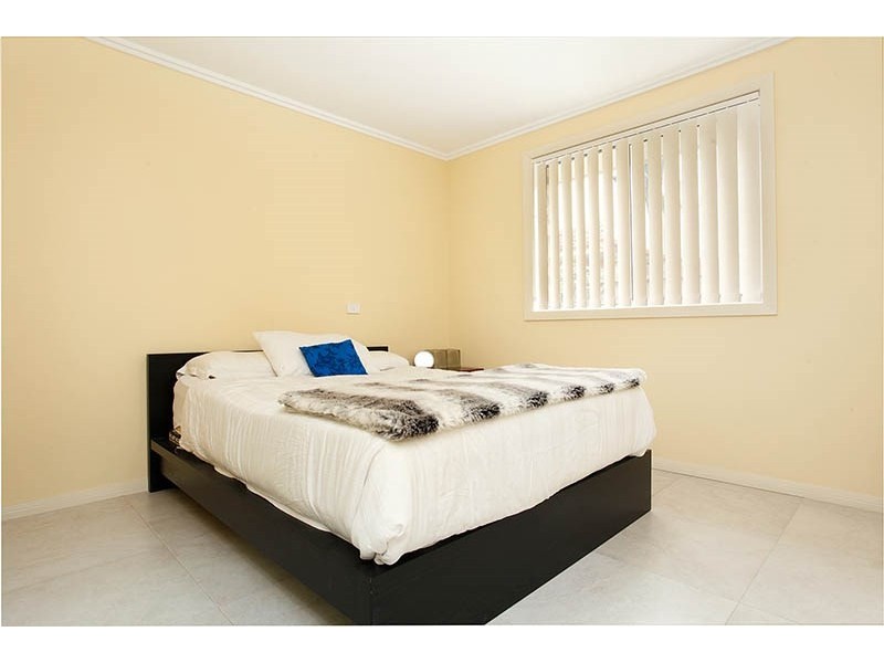 11 Comanche Road, Bossley Park NSW 2176